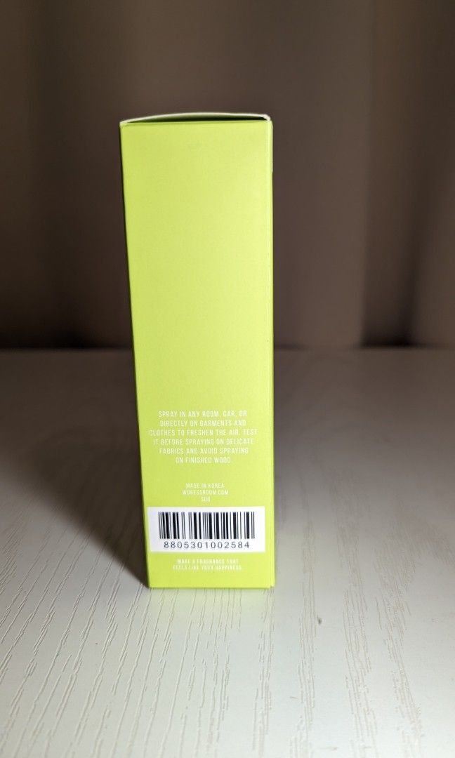 Dress & Living Clear Perfume (No.55 Green Grape Sherbet) 70ml