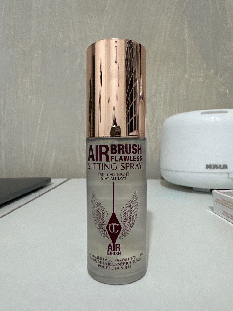 34ml Charlotte tilbury setting spray (Category: Makeup) located in Pasig City. Submitted by polasy (Listing ID 1254663577, Image 1). Description: .