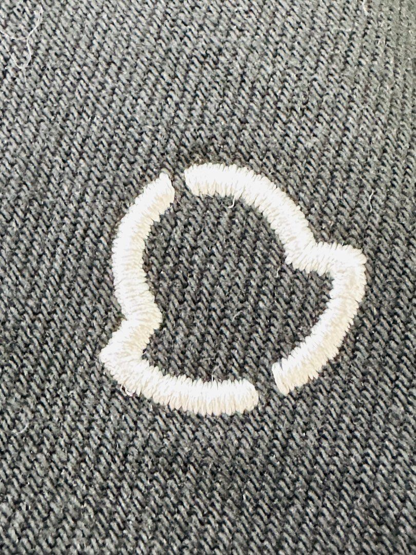 Moncler 50 off online