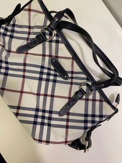 （分類：）位於 。 由 jo_lieeee 提交（商品編號 1254752675，圖片 1）。簡介： 。
