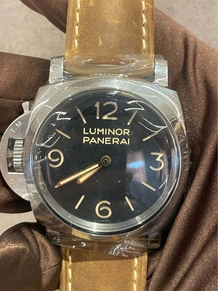 Panerai luminor left discount handed