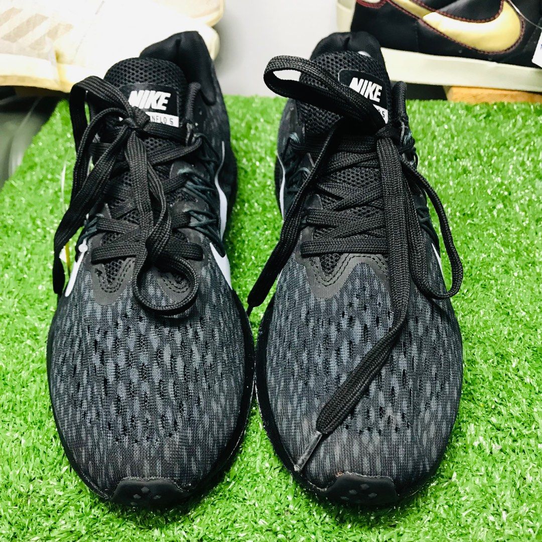 Nike pegasus shop 35 vs 36