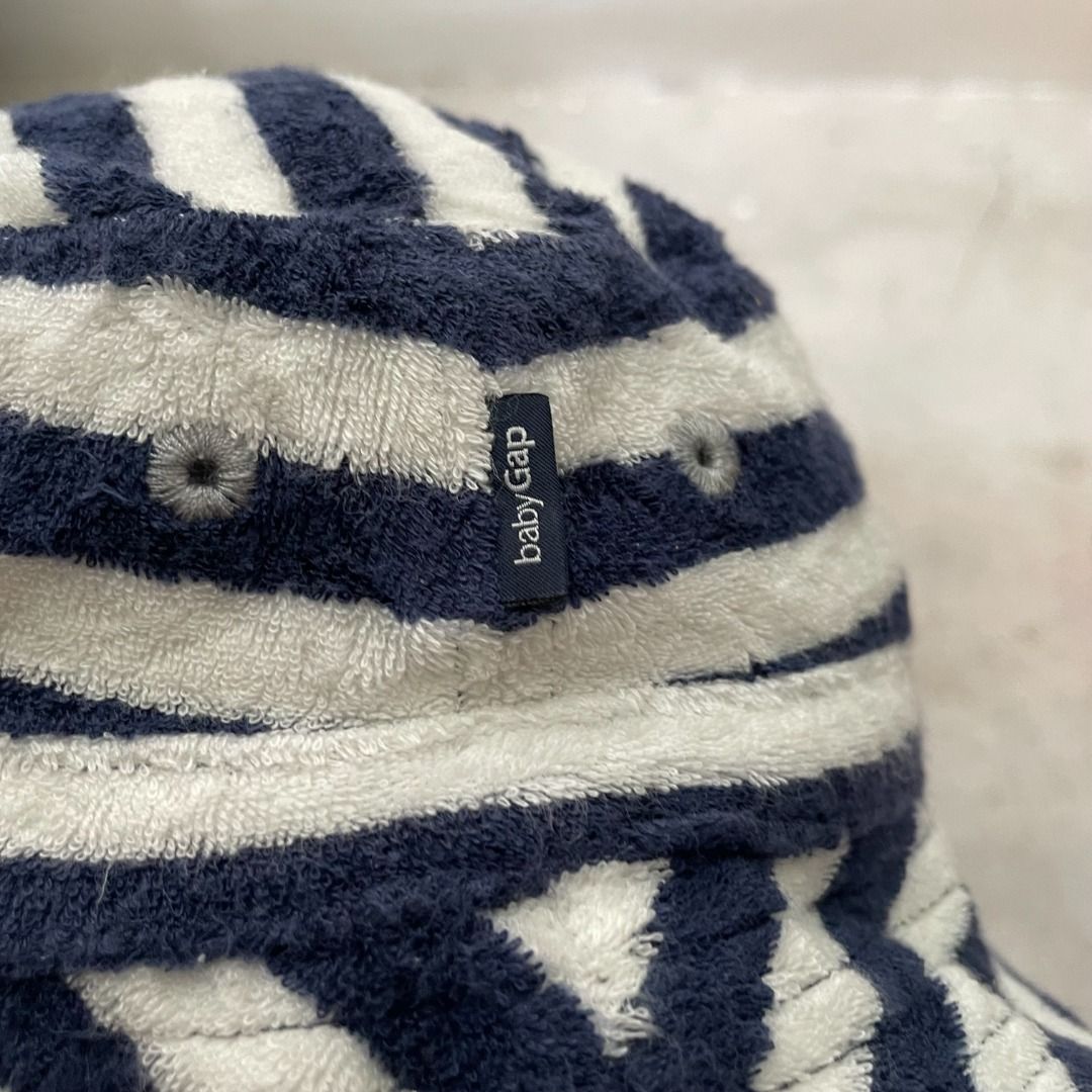 Gap store japan sale