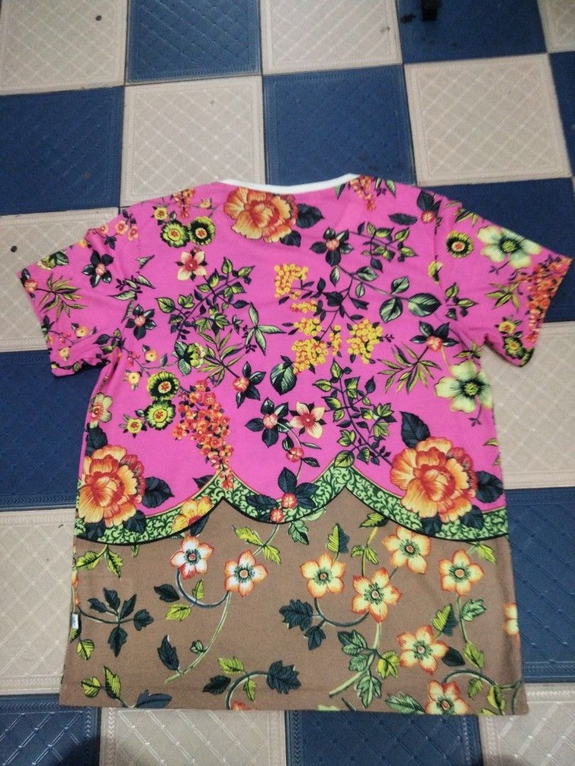 Casaco sales floral adidas