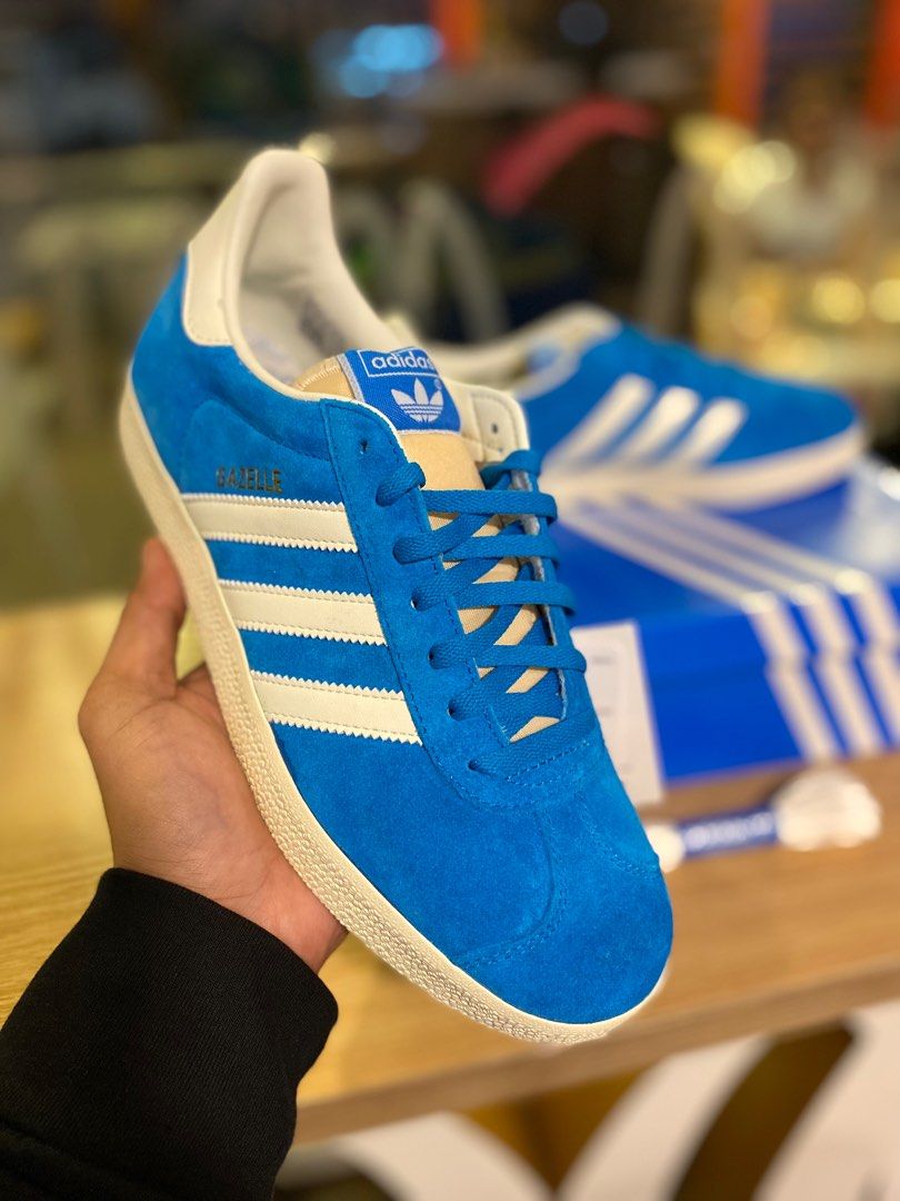 ADIDAs GAZELLE TURQUOISE Men s Fashion Footwear Casual Shoes on
