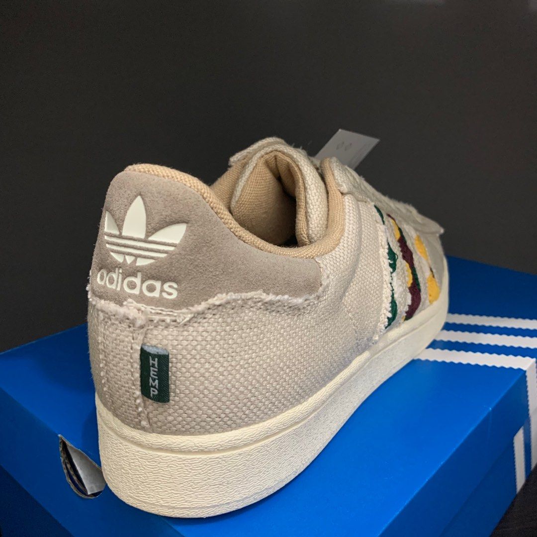 Superstar 2 Beige on sale