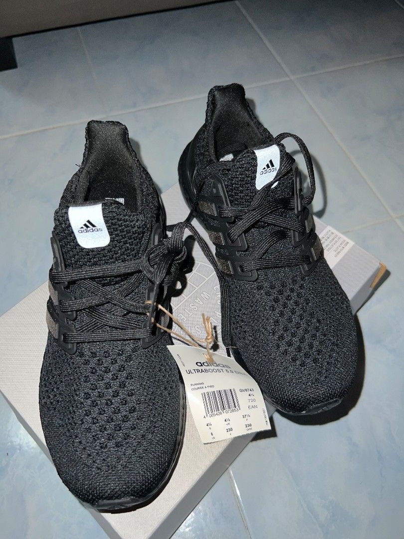 ADIDAS ULTRABOOST 5 DNA RUNNING LIFESTYLE SHOES Women s Fashion