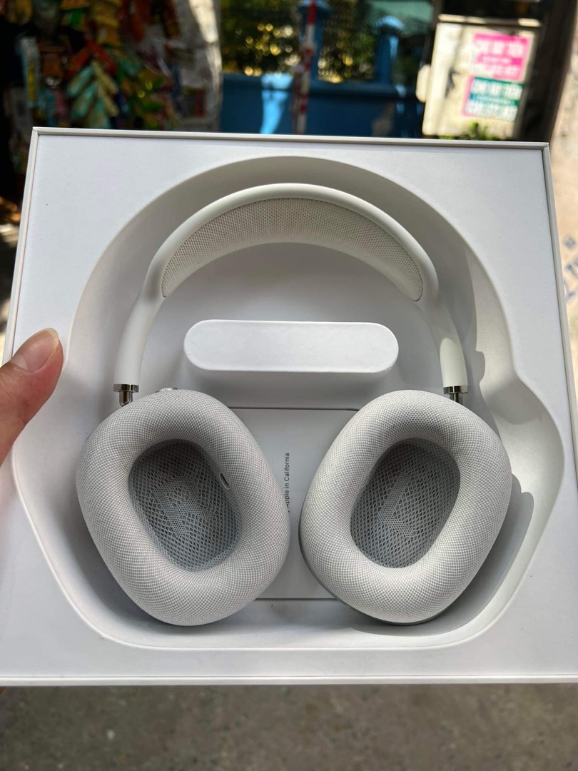 Airpod max, Audio, Headphones & Headsets on Carousell