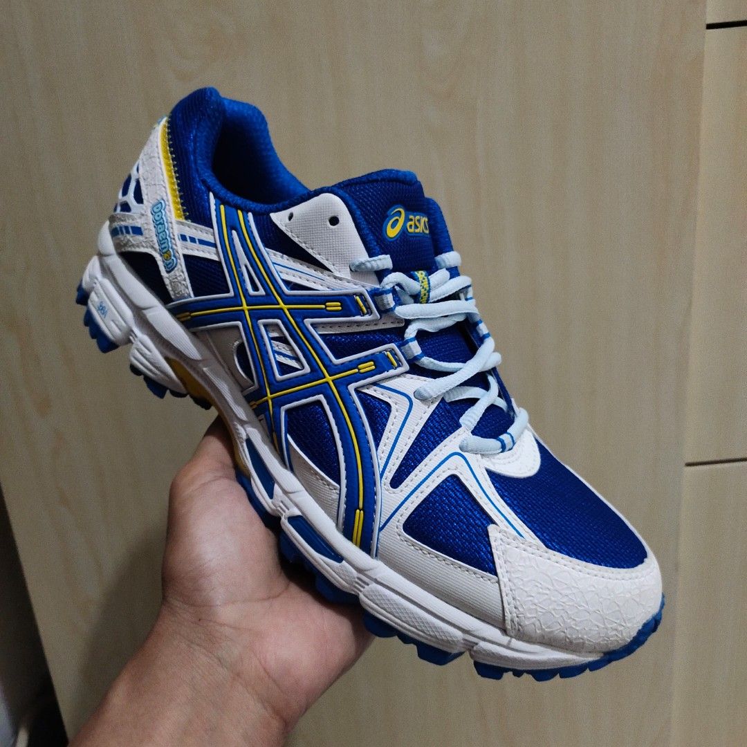 asics gel kahana 8, Fesyen Pria, Sepatu , Sneakers di Carousell
