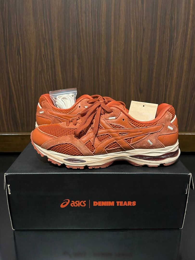 Asics jeans outlet