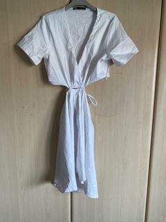 AUTH ZARA WHITE CUT OUT WAIST CUTE SEXY MINI DRESS