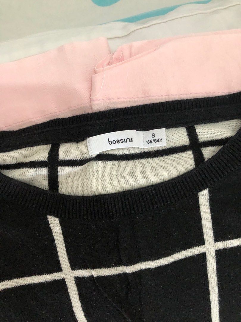 Black online grid sweater