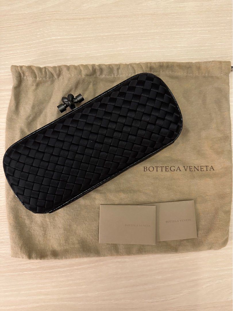Bottega stretch knot clutch store