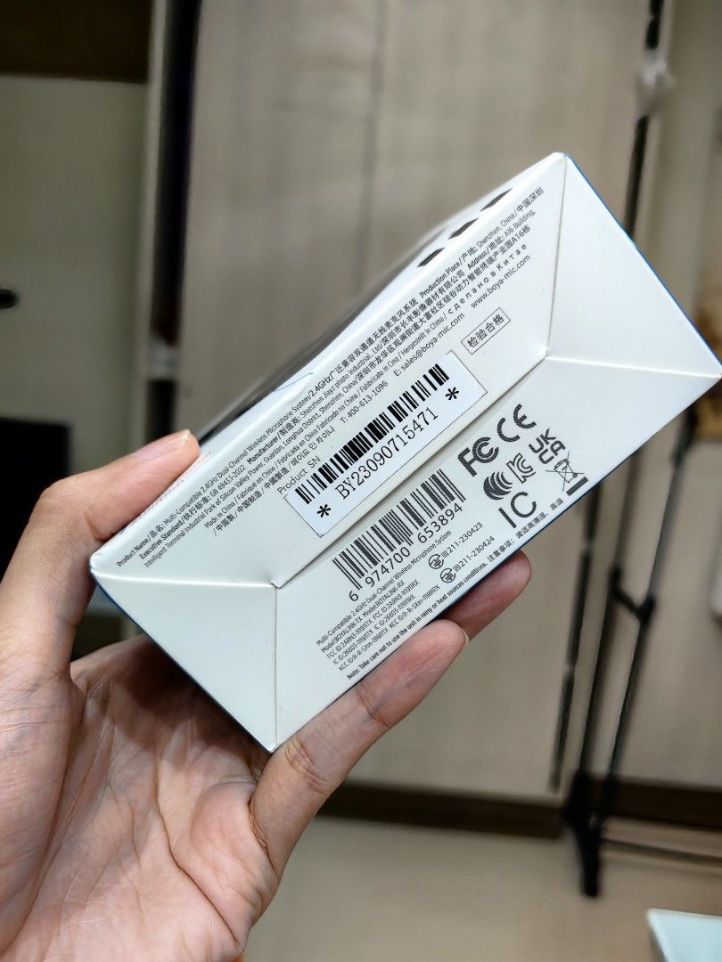 BOYALINK WIRELESS MICROPHONE NOISE CANCELLATION WITH CHARGING BOX (Category: Microphones) located in Del Monte. Submitted by loveko_77 (Listing ID 1254752881, Image 2). Description: Brandnew Noise cancellation volume adjustment plug and play.