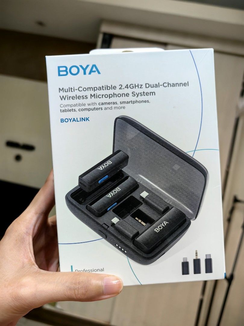 BOYALINK WIRELESS MICROPHONE NOISE CANCELLATION WITH CHARGING BOX (Category: Microphones) located in Del Monte. Submitted by loveko_77 (Listing ID 1254752881, Image 1). Description: Brandnew Noise cancellation volume adjustment plug and play.