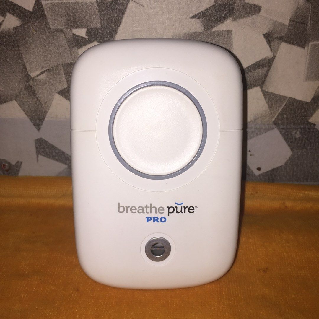 BREATHE PURE PRO Portable Plug in Purifer