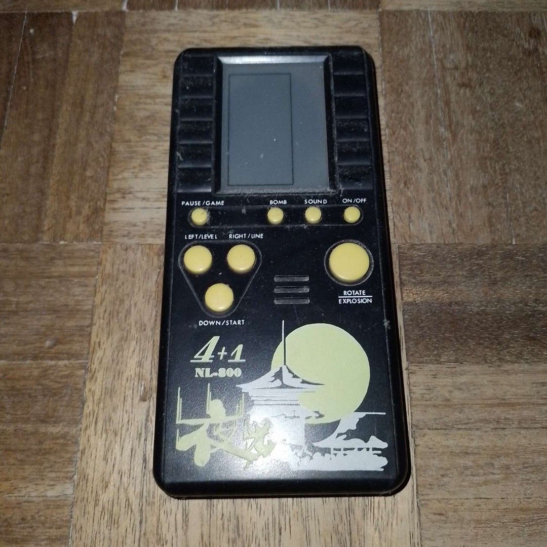 Brick Game (Category: Board Games & Puzzles) located in Bacoor. Submitted by hazirannei (Listing ID 1254738507, Image 1). Description: Vintage Brick Game ‼️ defective MoP: GCash MoD: LBC Express or Buyer's preferred Courier if thru online booking. Shipping Fee at Buyer's expense..