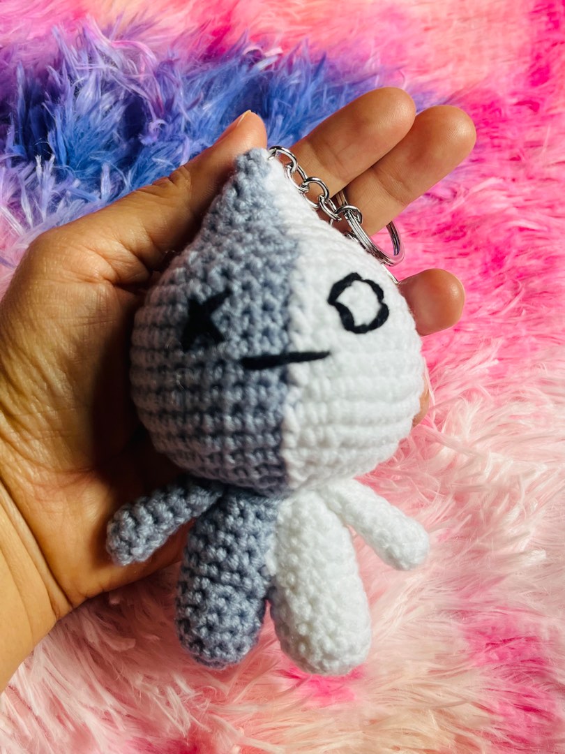 BT21 van keychain crochet