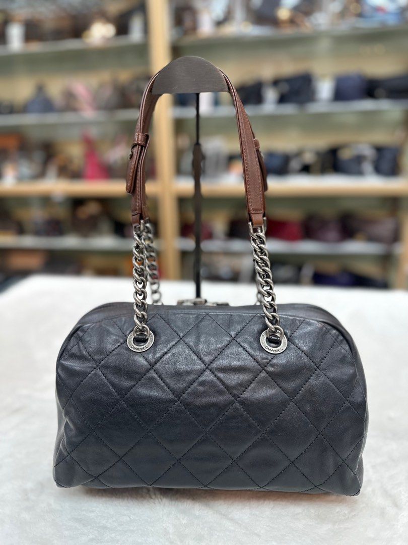 Chanel vintage hotsell bowling bag