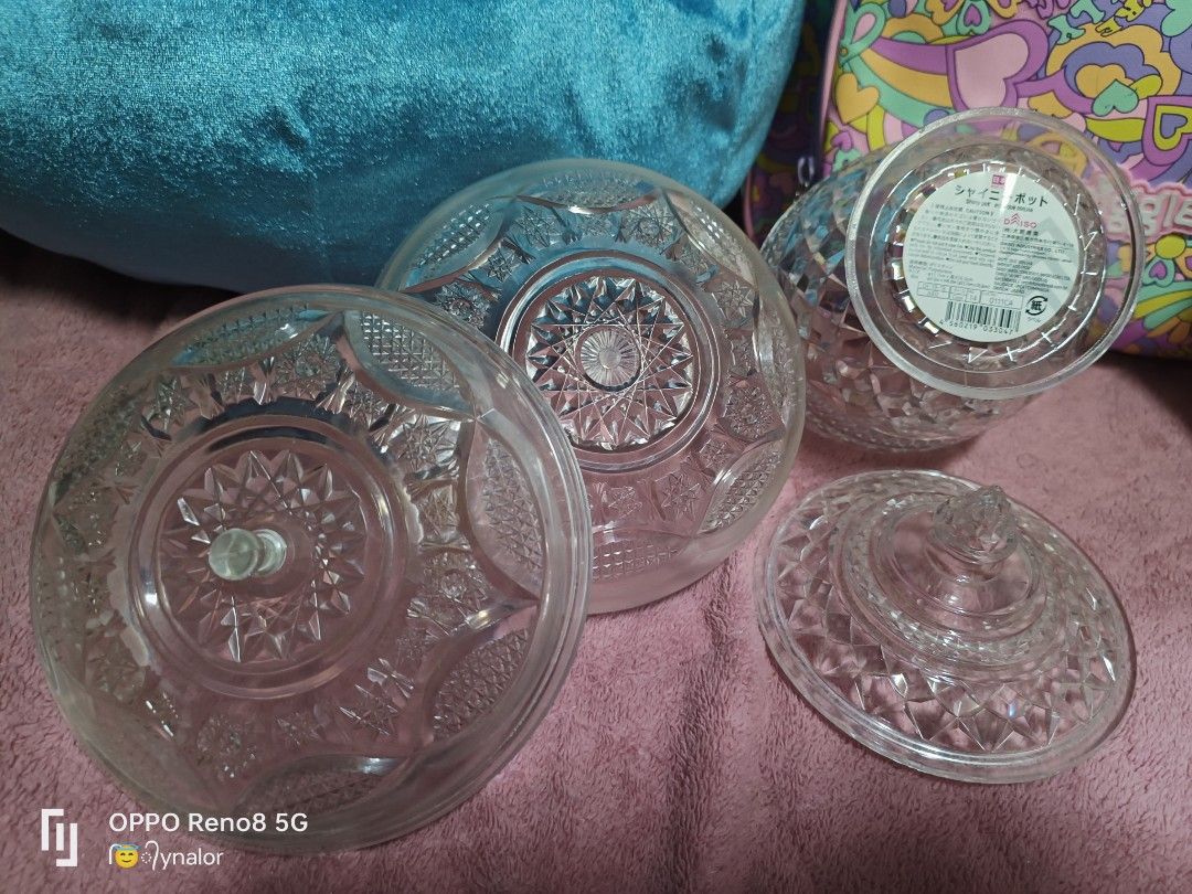 CLEAR ACRYLIC CANDY JAR (Category: Other Kitchenware & Tableware) located in Pasay City. Submitted by ynamariie (Listing ID 1254645867, Image 3). Description: .
