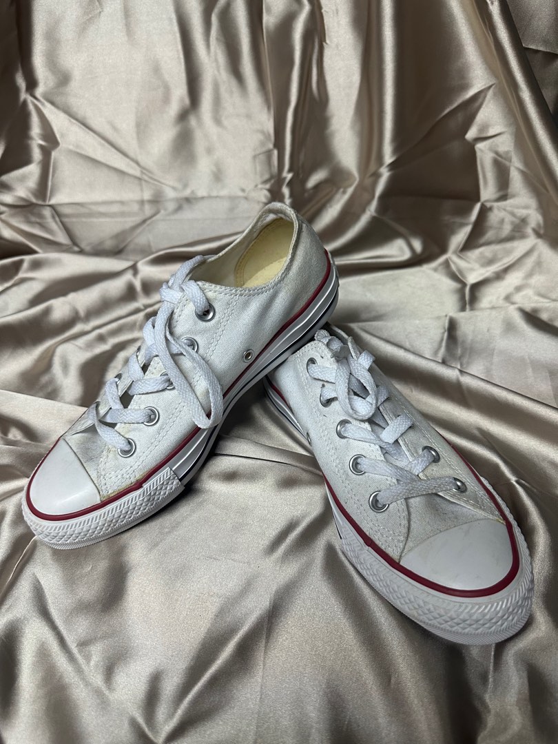 Second hand converse shoes deals