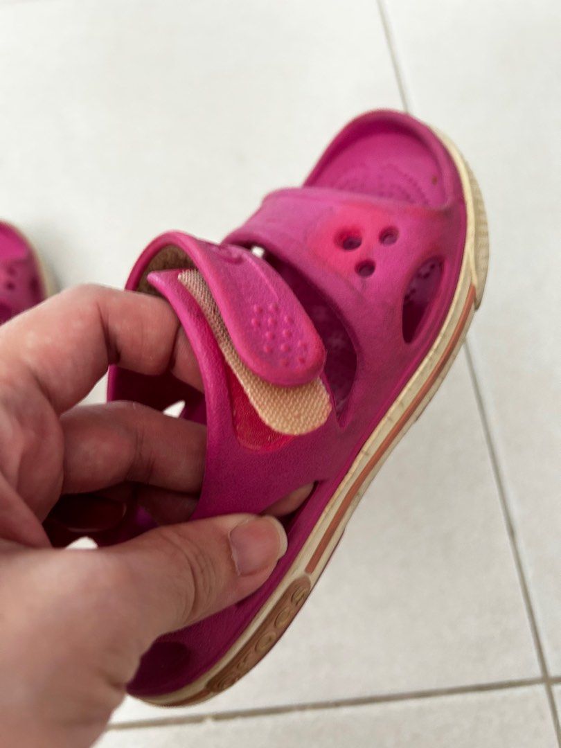 Pink sandals cheap size 11