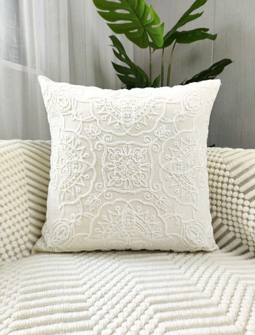 Elegant outlet cushion covers