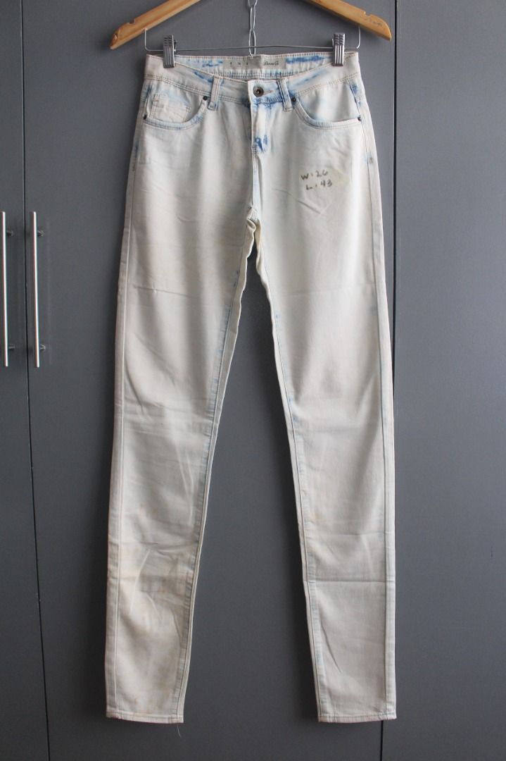 W 26 DENIM CO EST 1969 LIGHT SKINNY JEANS PANTS Women s Fashion Bottoms Jeans on Carousell