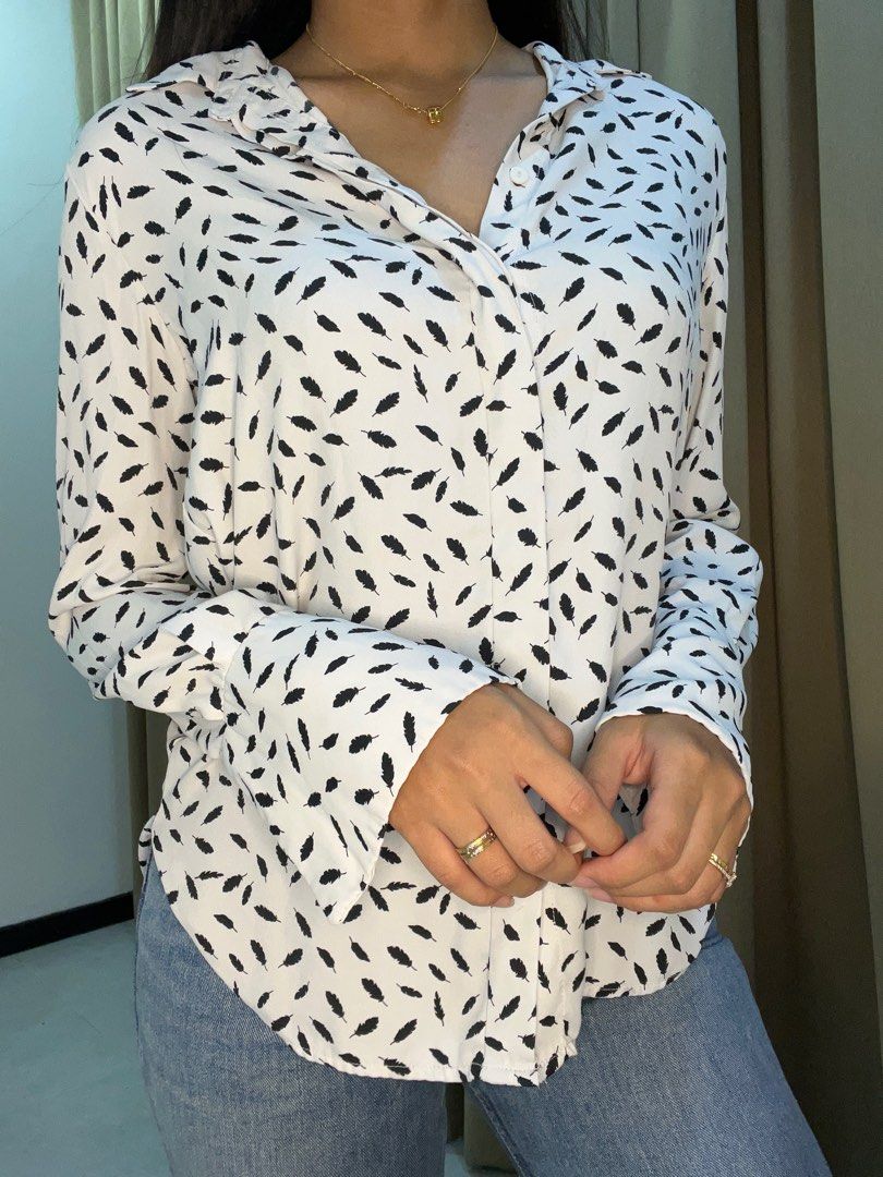 Leopard print off the sale shoulder ruffle blouse cec