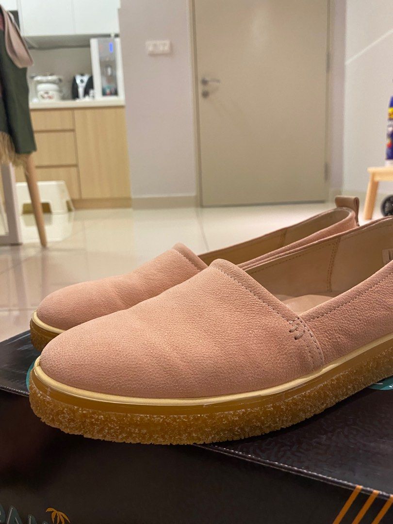 Ecco crepetray slip on 2025