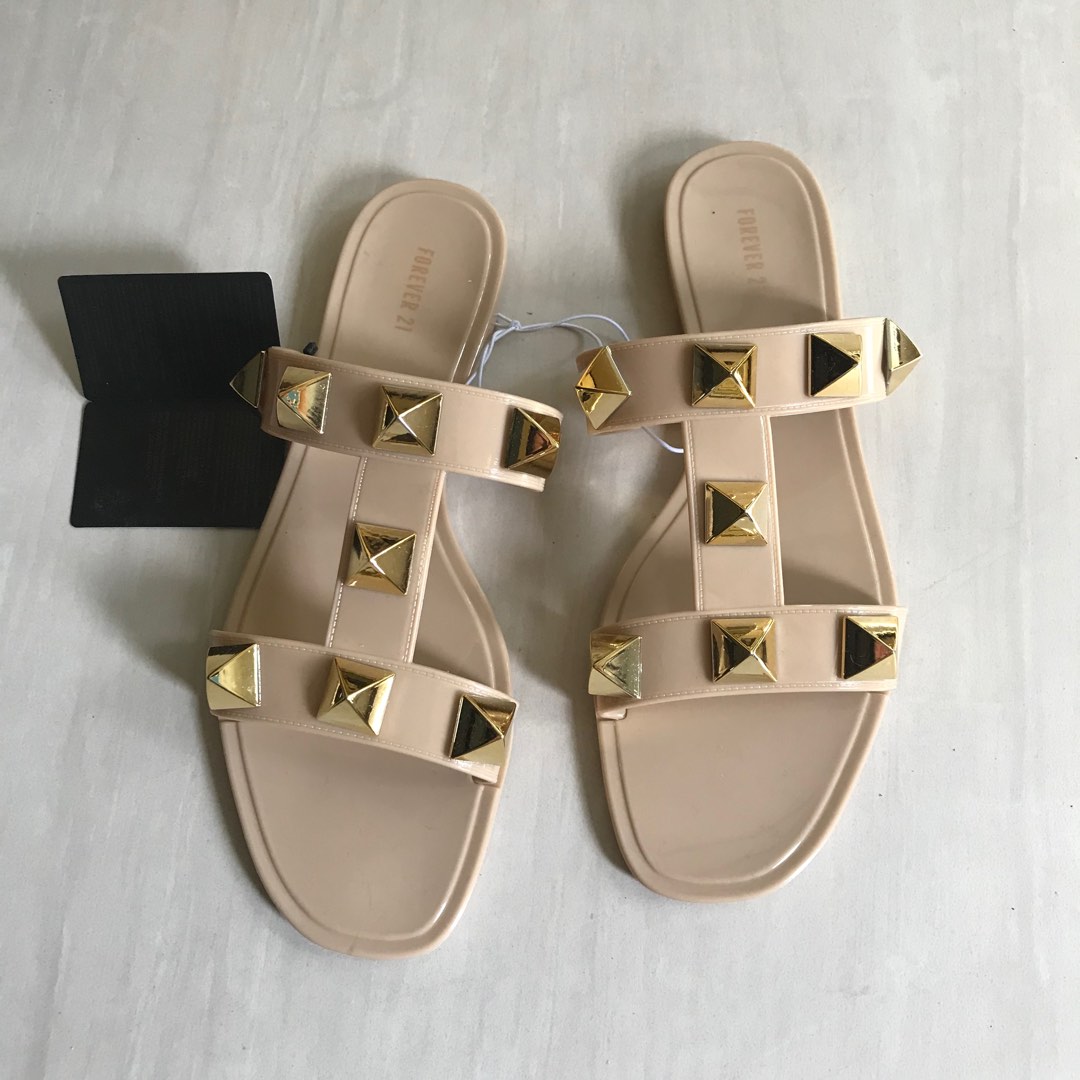 Jelly sandals clearance forever 21