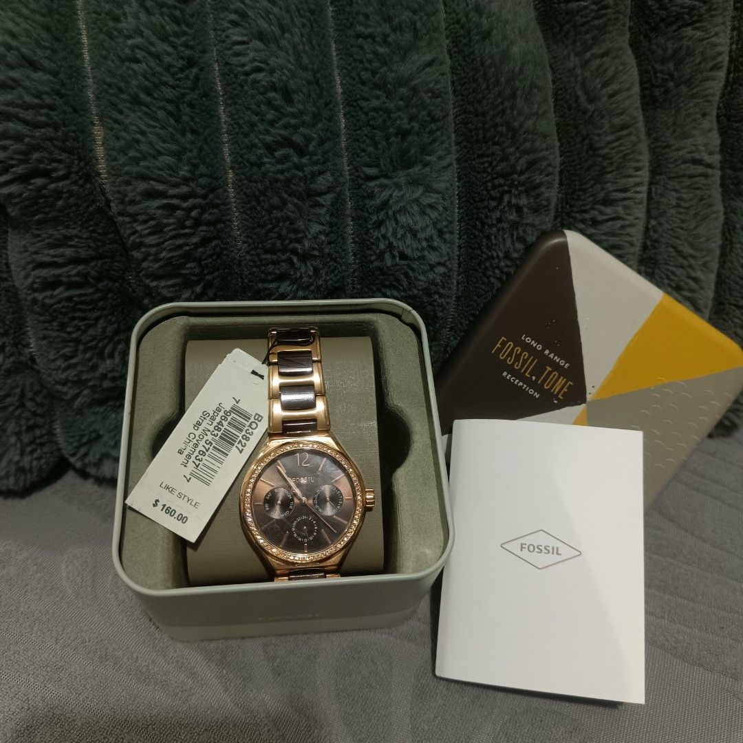 Fossil watch
