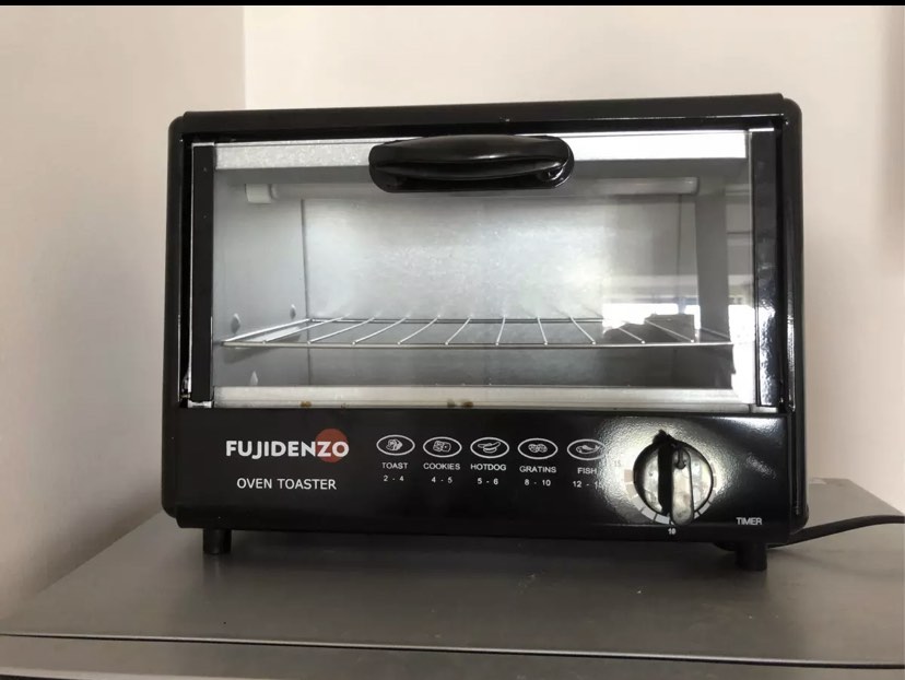 Fujidenzo Oven Toaster, Furniture & Home Living, Kitchenware