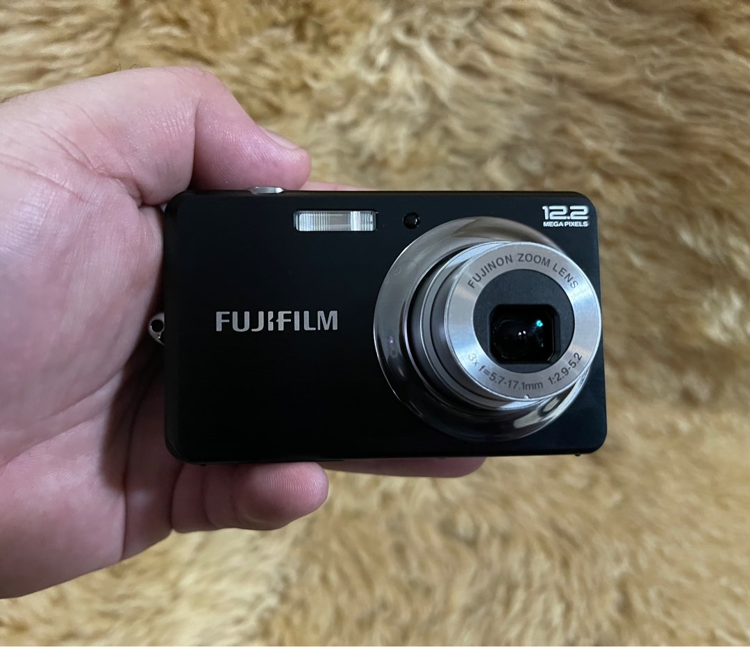 Fujifilm Finepix J38 Digital Camera, Photography, Cameras on Carousell