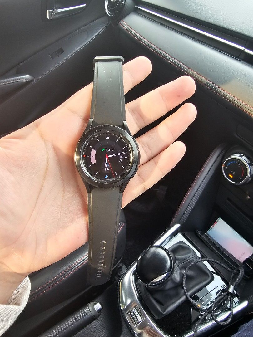 Galaxy watch 4 classic 42mm Mobile Phones Gadgets Wearables