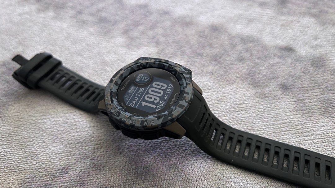 Read Details Garmin Instinct Tactical Camo Coyote Tan