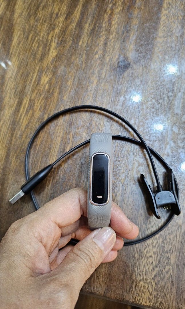 Vivosmart 4 grey new arrivals