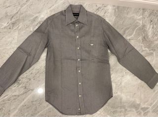 (Category: ) located in . Submitted by fashionablyaly (Listing ID 1254784532, Image 1). Description: .