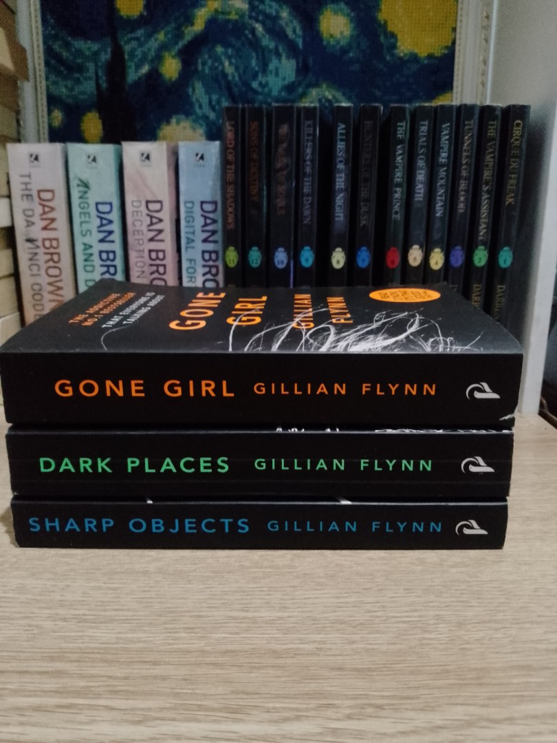 Gillian Flynn Bundle Gone Girl Dark Places Sharp Objects Black Spine Same Cover Hobbies 5334