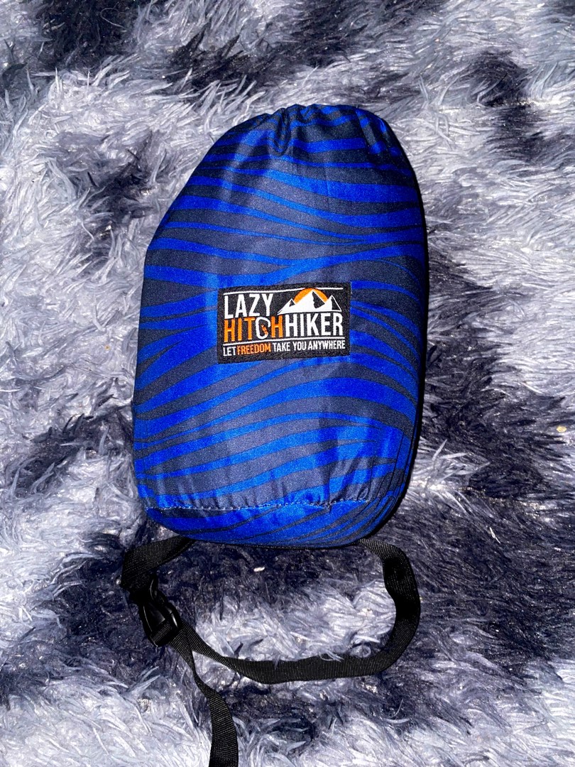 Hammock lazy hitch hiker, Sports Equipment, Hiking & Camping on Carousell