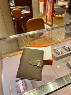 （分類：）位於 。 由 luxuryuser 提交（商品編號 1254736650，圖片 1）。簡介： 。