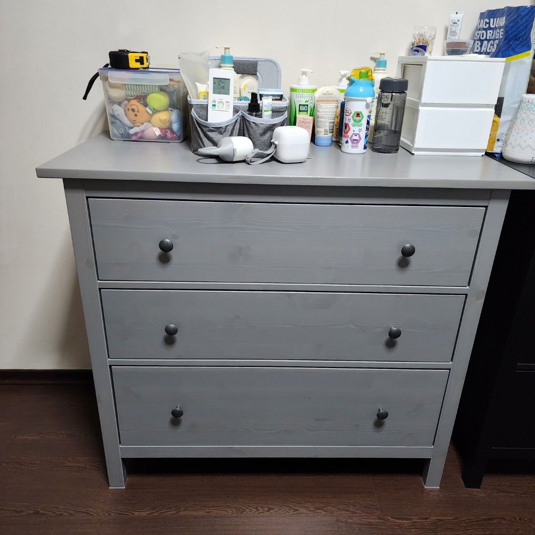 Hemnes shop drawers grey