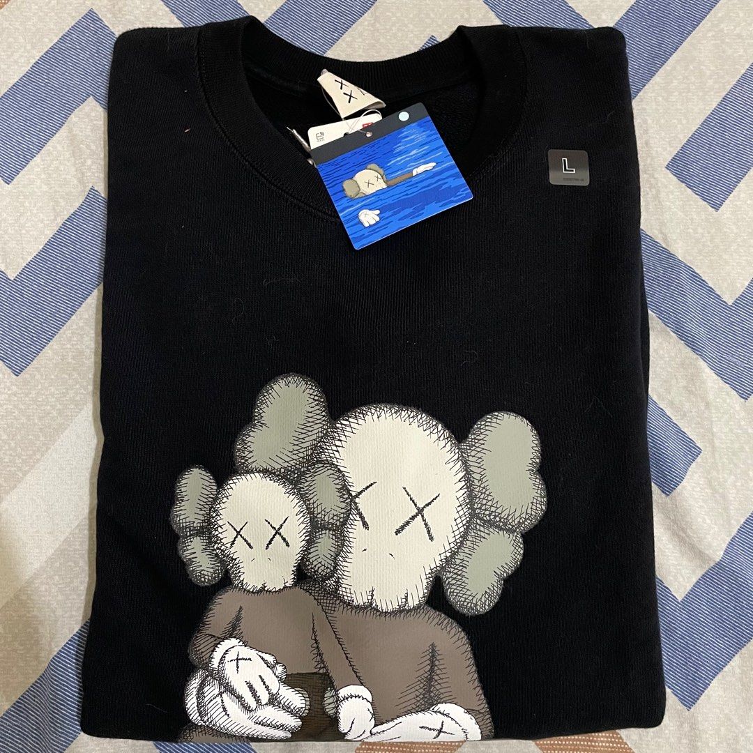 Black shop kaws sweatshirt