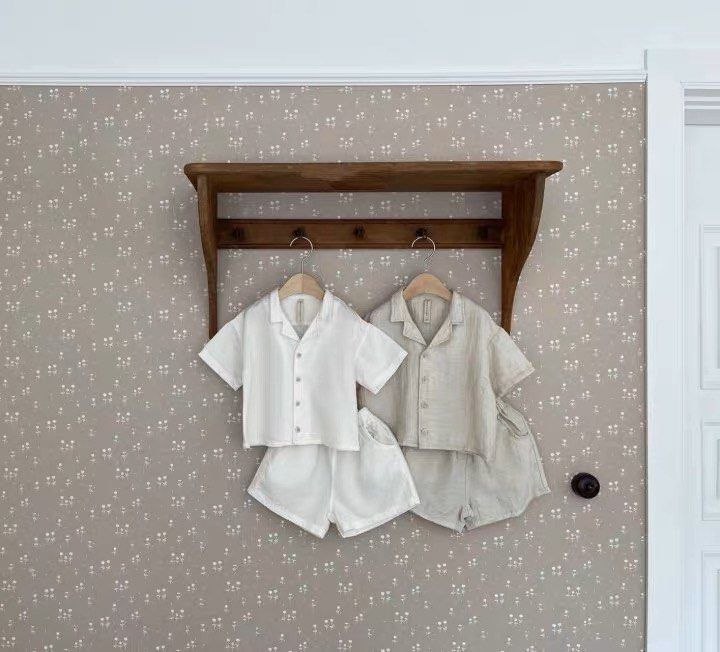 Kids linen shirt and shorts set in natural linen (Category: Babies & Kids Fashion) located in Singapore. Submitted by wanderlust12345 (Listing ID 1254780965, Image 1). Description: Size 100cm Available in the darker version.