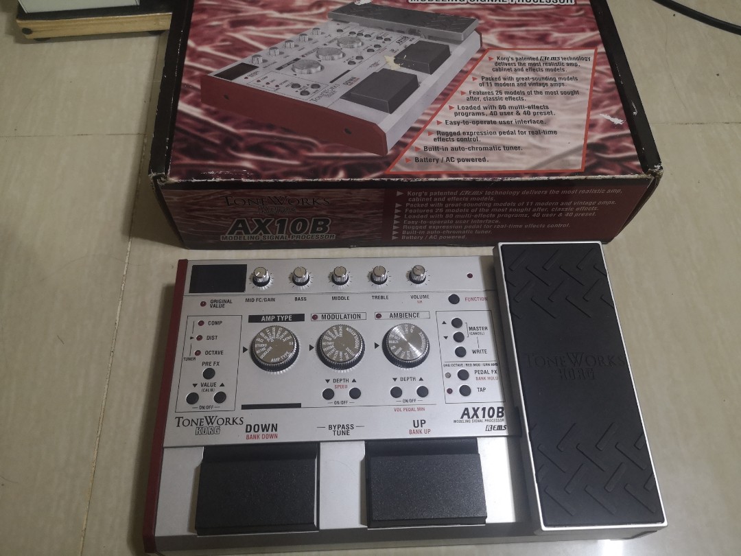 KORG AX10B - 器材