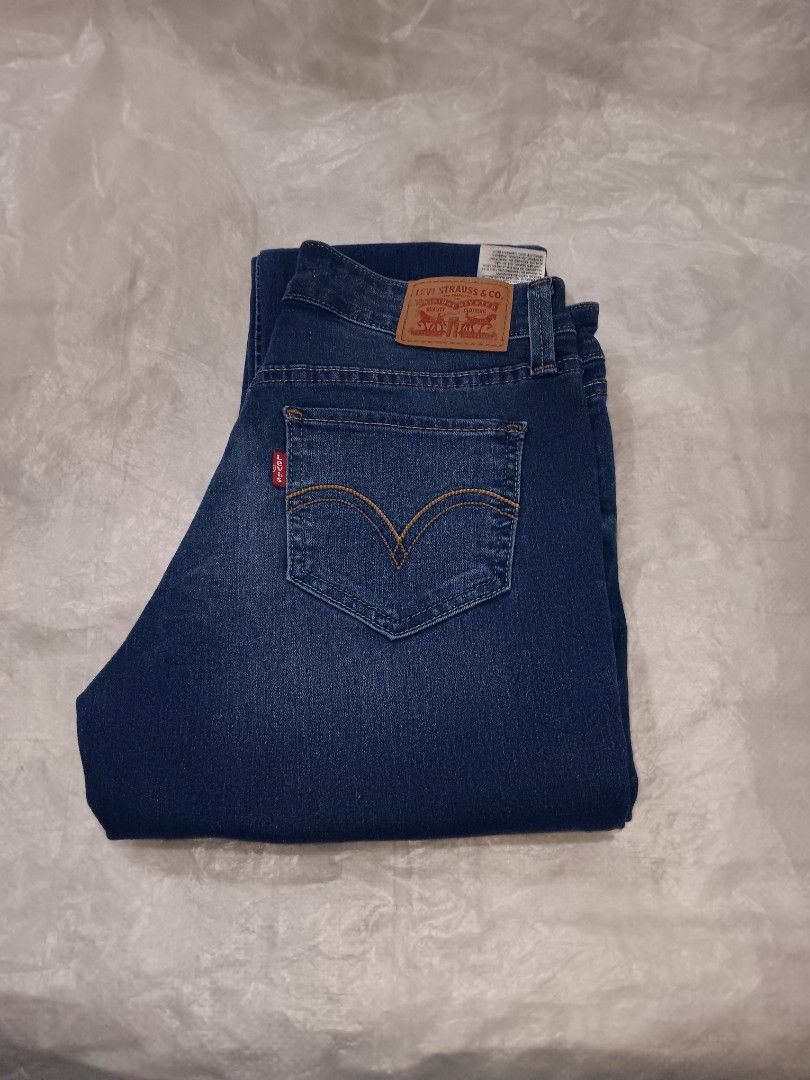 Levis 2025 w26 l32