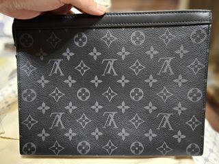 Brand New! Louis Vuitton Ltd Edition Pochette Voyage MM~M81204, Luxury,  Bags & Wallets on Carousell