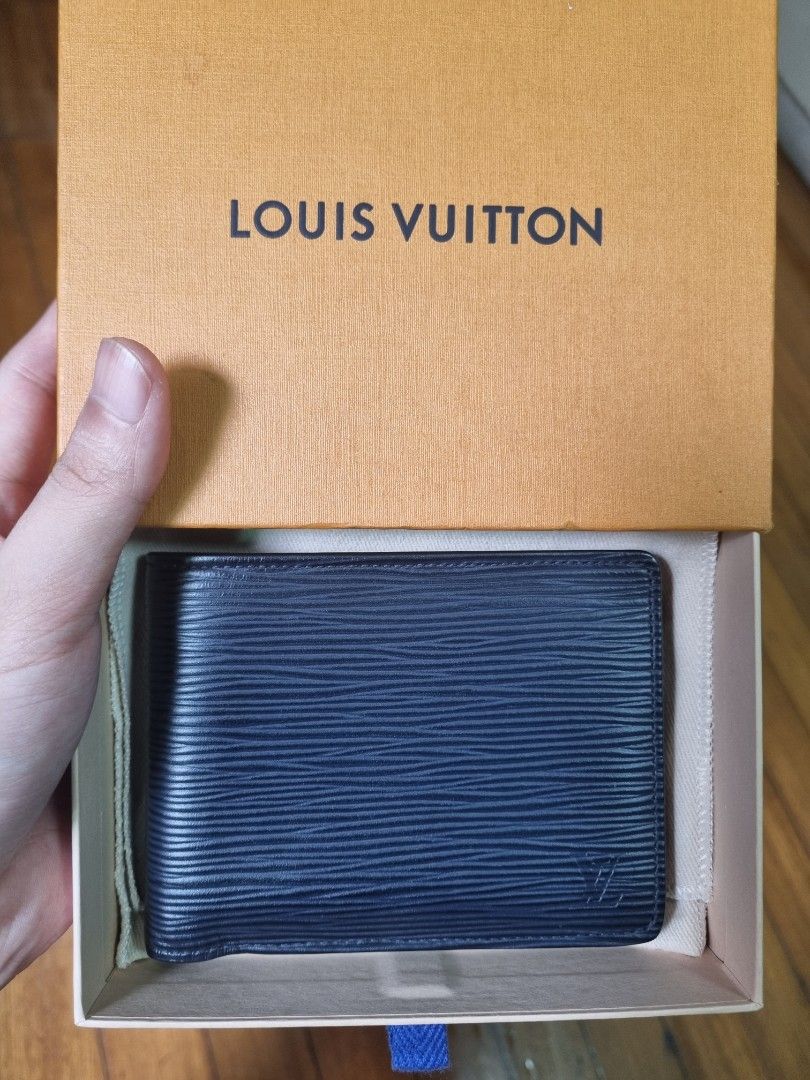 LOUIS VUITTON Epi Leather Multiple Card Holder Blue – Brand Off