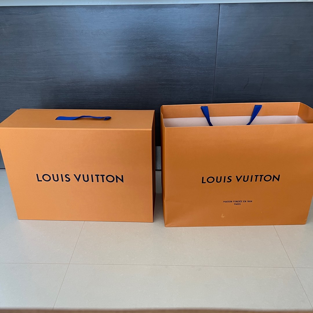 Louis Vuitton Magnetic Box+dust bag (small)+paper bag, Luxury, Bags &  Wallets on Carousell