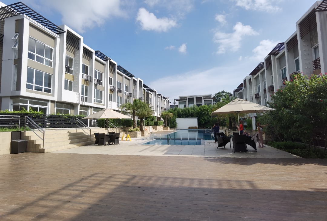 Luxury townhomes near Fisher Mall Quezon Ave Quezon City, Property, For